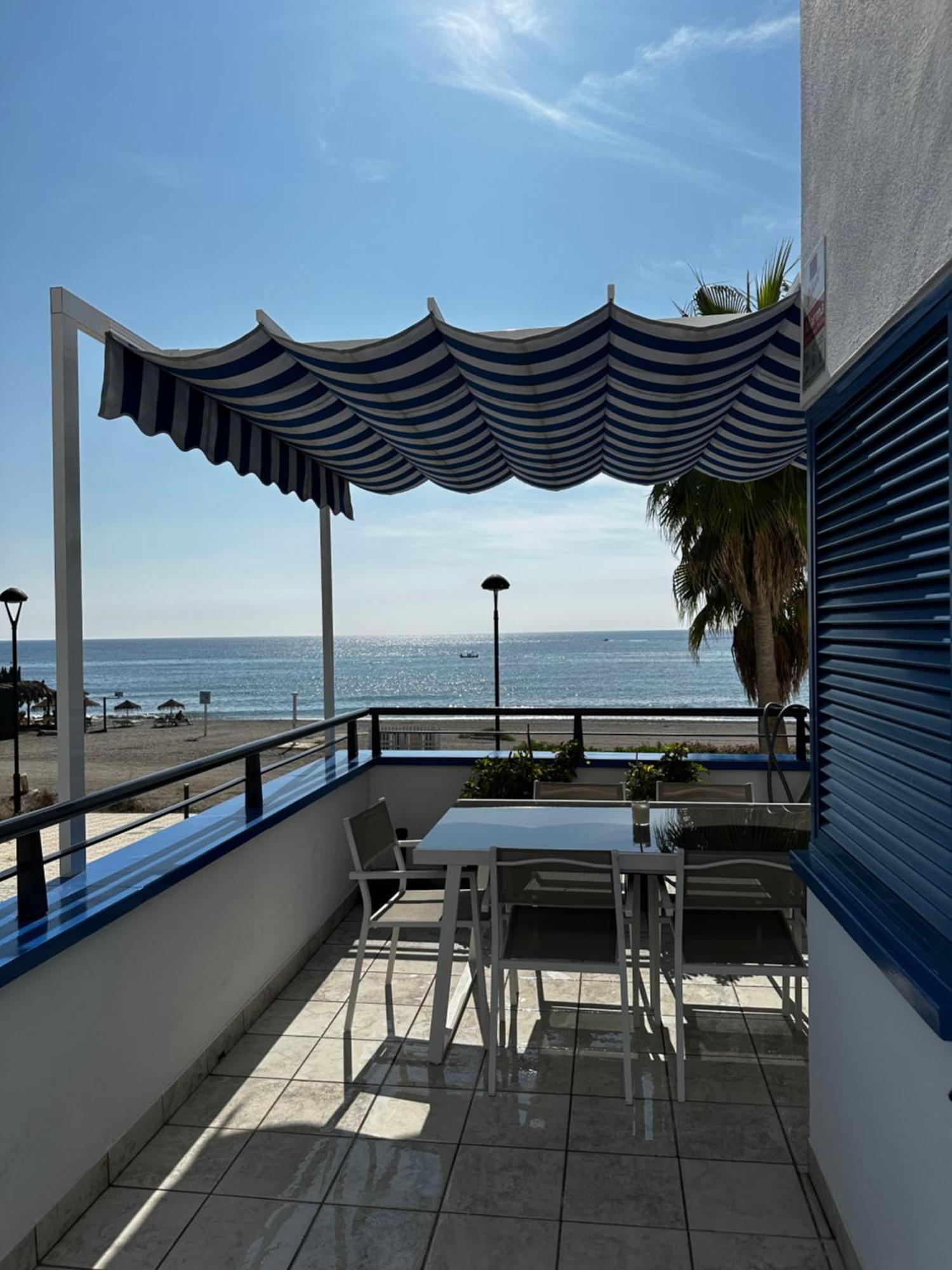 Torrox Beach 외부 사진